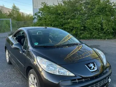 Usata Peugeot 207 CC 120 CV (88 kW) 2009 Nero Cabrio