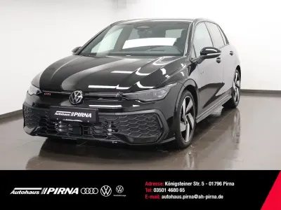 Gebraucht VW Golf VIII GTI 265 PS (194 kW) 2026 Schwarz Limousine