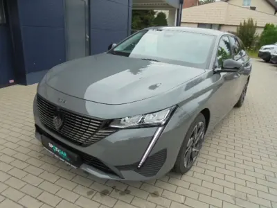 Gebraucht Peugeot 308 SW Allure 136 PS (100 kW) 2025 Seleniumgrau Kombi
