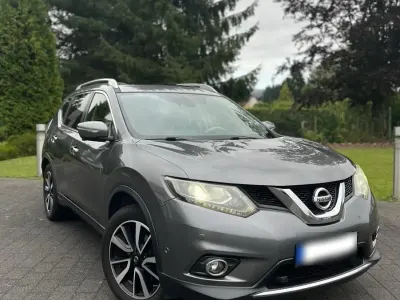 Gebraucht Nissan X-Trail Tekna 131 PS (96 kW) 2015 Grau SUV