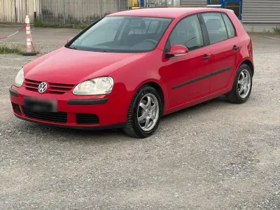 Gebraucht VW Golf V 75 PS (55 kW) 2005 Rot Kleinwagen