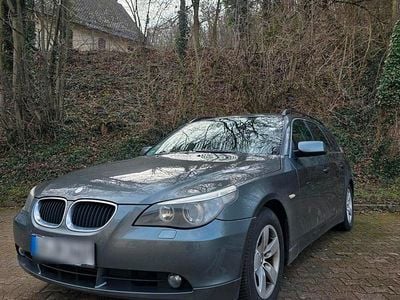 Gebraucht BMW 520 163 PS (119 kW) 2006 Grau Kombi