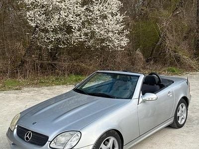 Gebraucht Mercedes SLK230 197 PS (144 kW) 2002 Silber Cabrio
