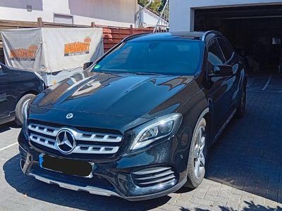 Mercedes GLA180