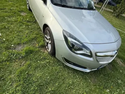 Gebraucht Opel Insignia 120 PS (88 kW) 2014 Silber Kombi