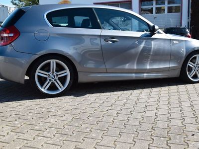 gebraucht BMW 123 Coupé M-PaketSportCoupe/Carbon/TüvNEU/Automatik/Klima