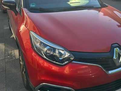 Begagnad Renault Captur XMOD 110 HK (80 kW) 2016 Röd SUV