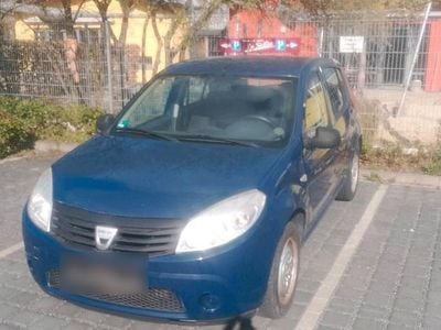 Second-hand Dacia Sandero 75 CP (55 kW) 2009 Albastru Berlinǎ