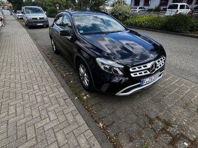 Mercedes GLA200