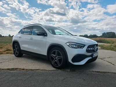 Gebraucht Mercedes GLA200 AMG line 163 PS (119 kW) 2021 Weiß SUV
