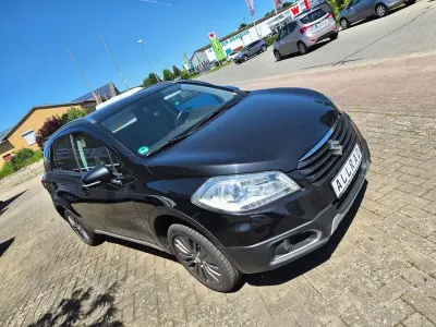 Używany Suzuki SX4 S-Cross Limited+ 120 KM (88 kW) 2014 Czarny SUV
