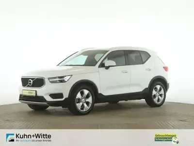 Gebraucht Volvo XC40 Momentum 150 PS (110 kW) 2019 Ice white, solid / solid SUV
