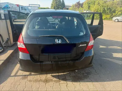 Gebraucht Honda Jazz 78 PS (57 kW) 2006 Schwarz Kleinwagen