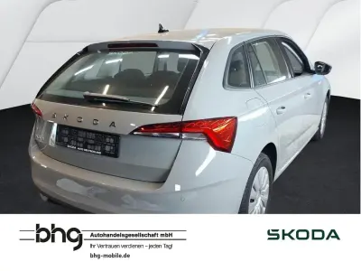 Gebraucht Skoda Scala Essence 95 PS (69 kW) 2025 Stahlgrau Kleinwagen