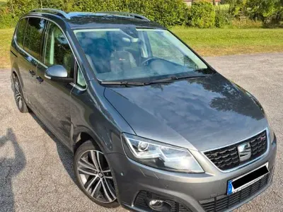 Gebraucht Seat Alhambra 4Drive 177 PS (130 kW) 2019 Grau Van / Kleinbus