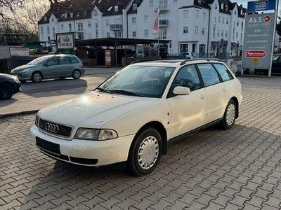 Usata Audi A4 150 CV (110 kW) 1996 Bianco Station wagon