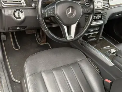 Gebraucht Mercedes E350 258 PS (189 kW) 2013 Schwarz Limousine