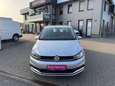 Gebraucht VW Touran Trendline 110 PS (80 kW) 2016 Silber Van / Kleinbus