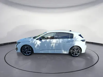 Gebraucht Peugeot 308 Allure 131 PS (96 kW) 2024 Weiß Limousine