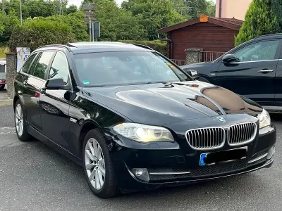 Gebraucht BMW 520 184 PS (135 kW) 2012 Schwarz Kombi