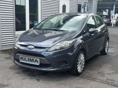 Gebraucht Ford Fiesta 68 PS (50 kW) 2009 Grau Limousine