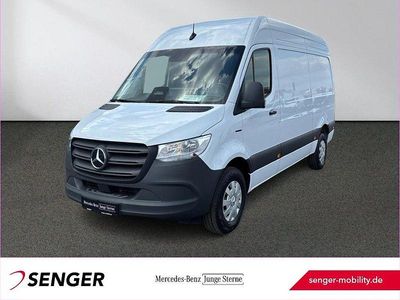 Second-hand Mercedes 320 150 kW (204 CP) 2025 Alb Monovolum