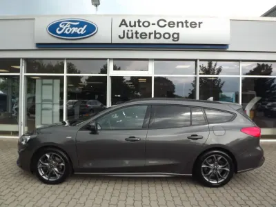 Gebraucht Ford Focus ST-Line 125 PS (91 kW) 2020 Grau Kombi