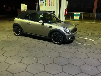Usata Mini Cooper Cabriolet 98 CV (72 kW) 2010 Cabrio