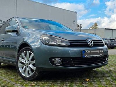 Grau Gebraucht 2010 VW Golf VI Highline Kleinwagen | 6.900 € (Teuer)
