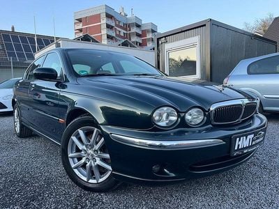 Grün Gebraucht 2001 Jaguar X-type Limousine | 7.999 €