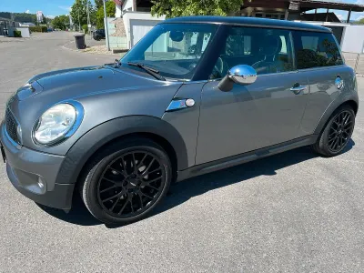 Używany Mini Cooper S 184 KM (135 kW) 2008 Szary Hatchback