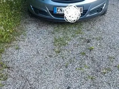 Używany Opel Corsa Sport 77 KM (56 kW) 2009 Niebieski Hatchback