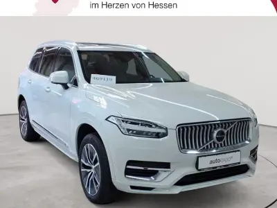 Używany Volvo XC90 303 KM (222 kW) 2021 Biały SUV