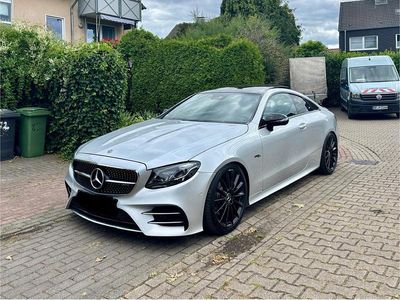 Mercedes E200