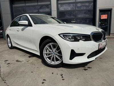 BMW 330e