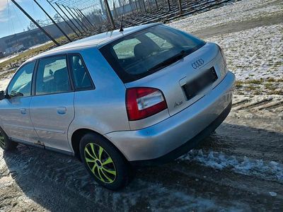 Silber Gebraucht 2002 Audi A3 Kleinwagen | 790 € (Guter Preis)