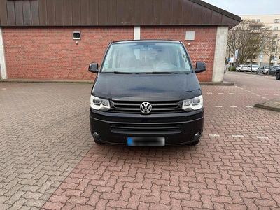 Second-hand VW T5 140 CP (102 kW) 2015 Negru Van