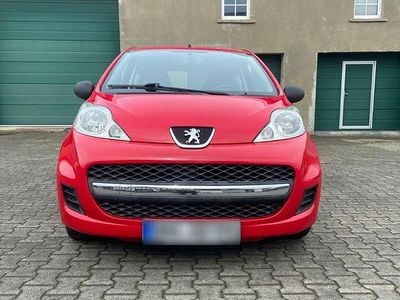 Second-hand Peugeot 107 68 CP (50 kW) 2009 Roșu Hatchback