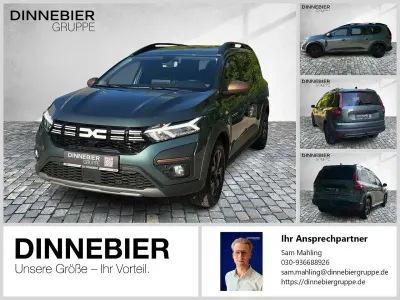 Gebraucht Dacia Jogger Extreme 94 PS (69 kW) 2023 Oxid grün Van / Kleinbus