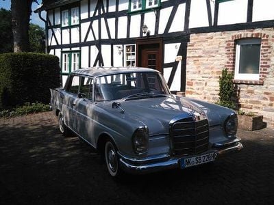 Second-hand Mercedes 220 110 CP (80 kW) 1965 Gri Berlinǎ