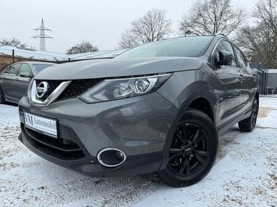 Gebraucht Nissan Qashqai 131 PS (96 kW) 2015 Grau SUV