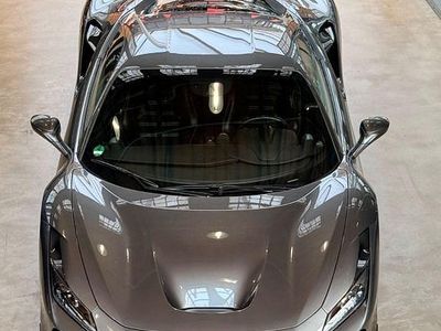 Grau Gebraucht 2021 Ferrari F8 Coupé | 289.900 € (Teuer)