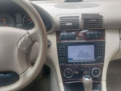 Mercedes C270