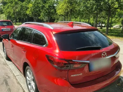 Gebraucht Mazda 6 175 PS (128 kW) 2016 Rot Kombi
