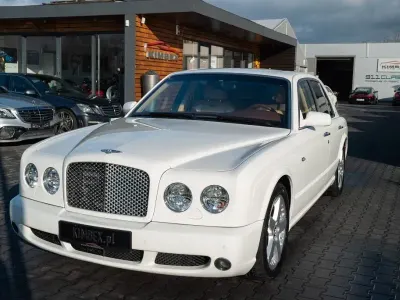 Begagnad Bentley Arnage Mulliner 507 HK (372 kW) 2008 Blå Sedan