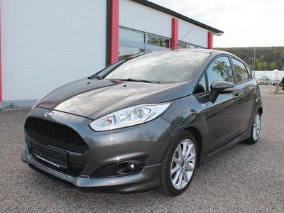 Usata Ford Fiesta ST-Line 140 CV (102 kW) 2017 Grigio Berlina