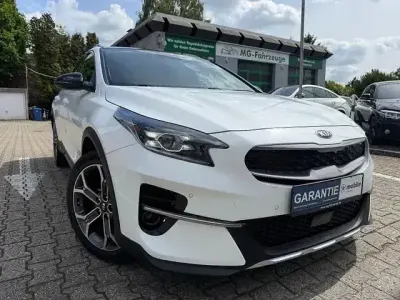 Gebraucht Kia XCeed Platinum Edition 141 PS (103 kW) 2021 Weiß SUV