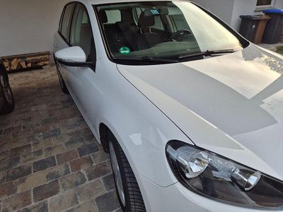 Gebraucht VW Golf VI Comfortline 122 PS (89 kW) 2009 Weiß Kleinwagen