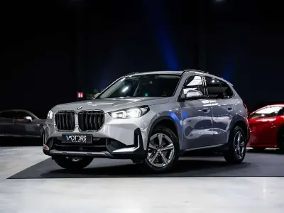 Neu BMW X1 204 PS (150 kW) 2025 Grau SUV