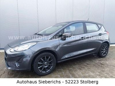 Grau Gebraucht 2020 Ford Fiesta Cool & Connect Limousine | 10.985 € (Fairer Preis)